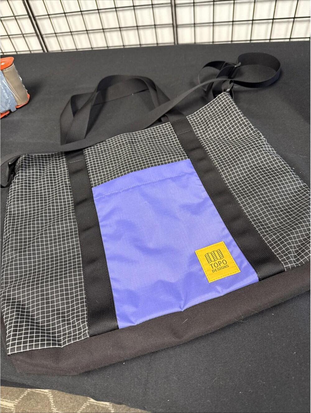 Topo Designs - Mountain Essential Tote - Black Grid